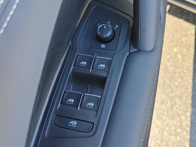 New 2026 Volkswagen Tiguan SE AWD/4WD image 11