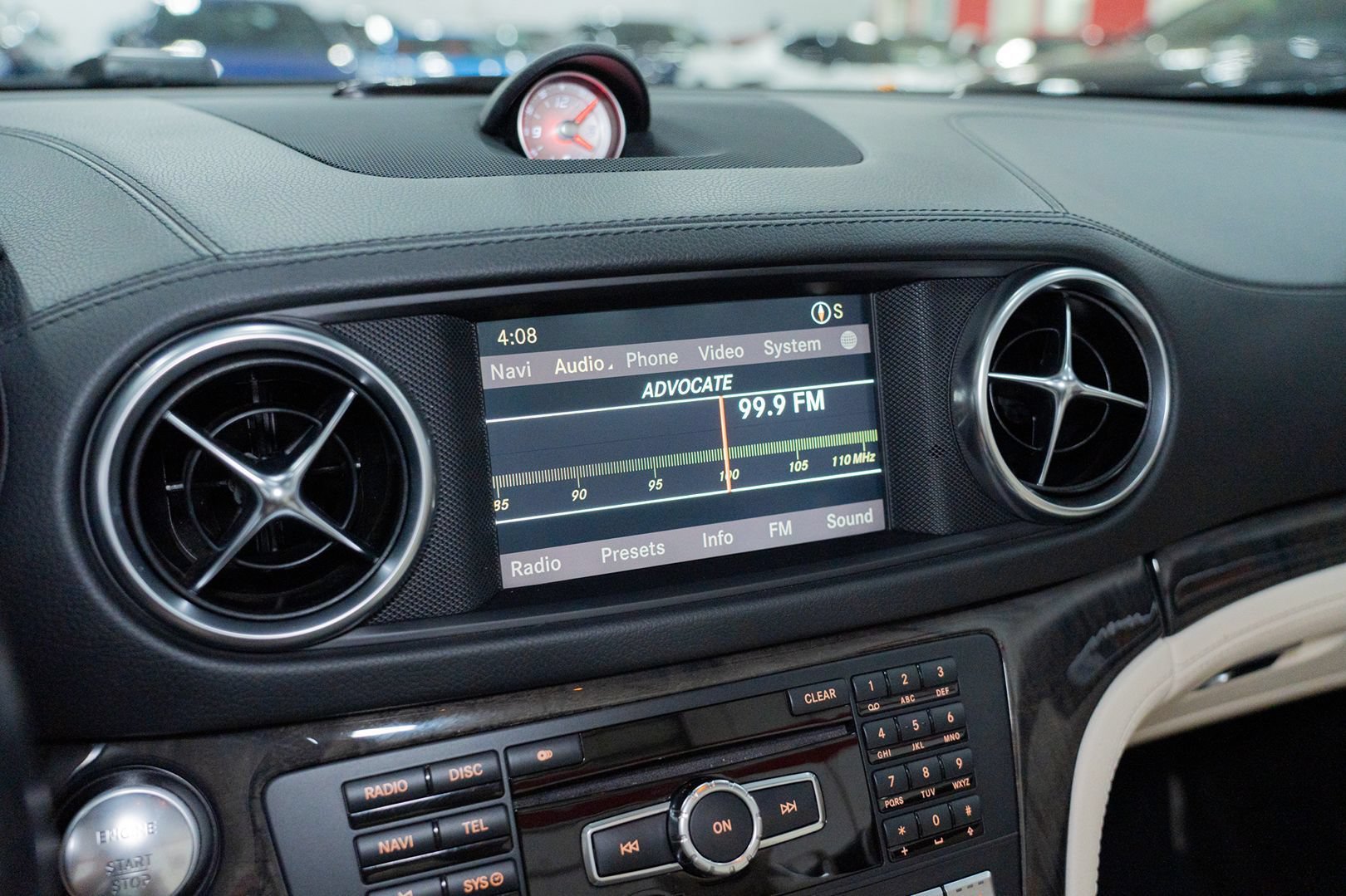 Used 2013 Mercedes-Benz SL 550 image 38