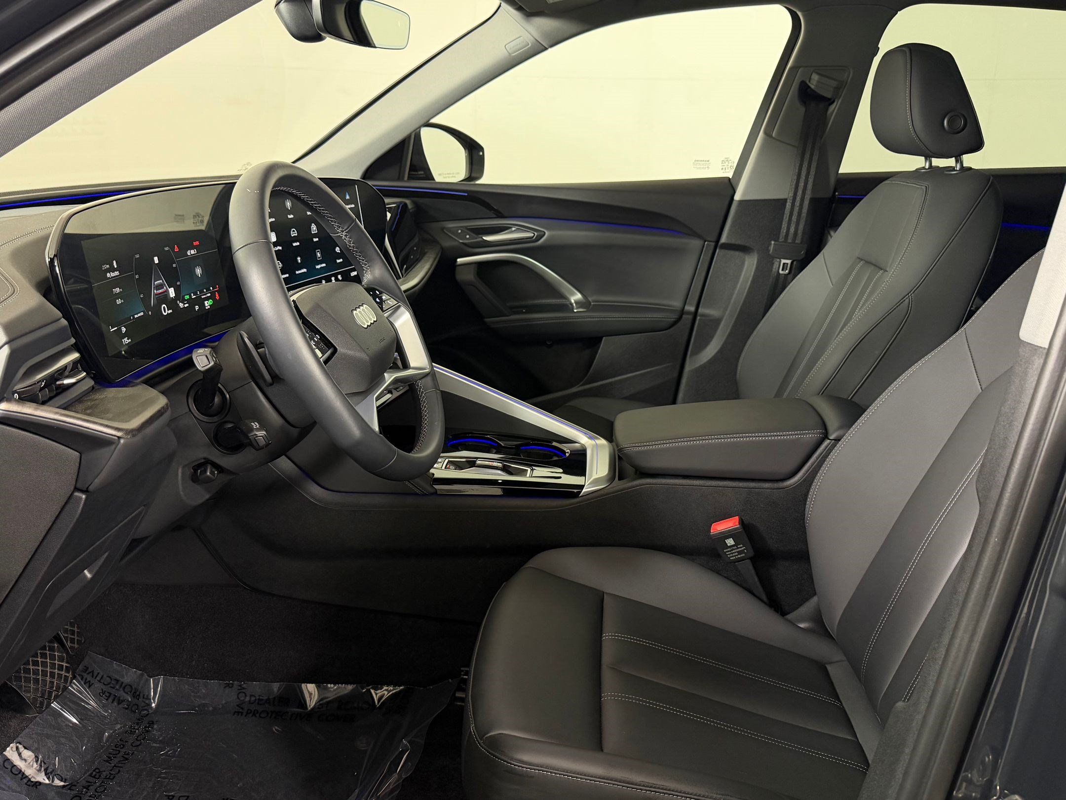 Certified 2025 Audi Q5 Premium w/ Convenience Package AWD/4WD image 5