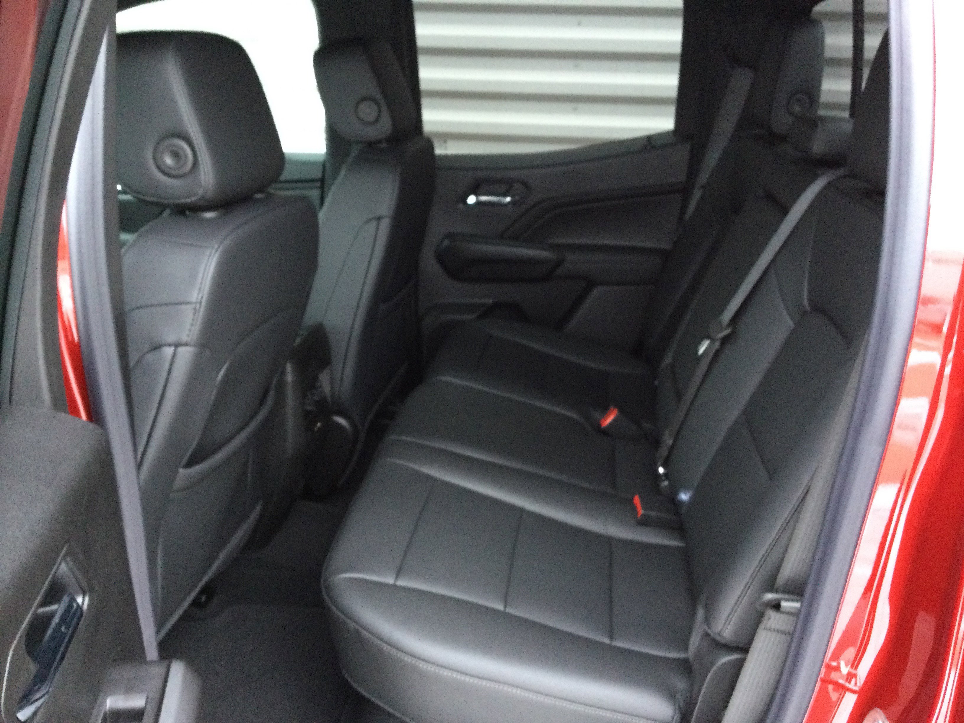 New 2026 GMC Canyon Elevation w/ Convenience Package image 7