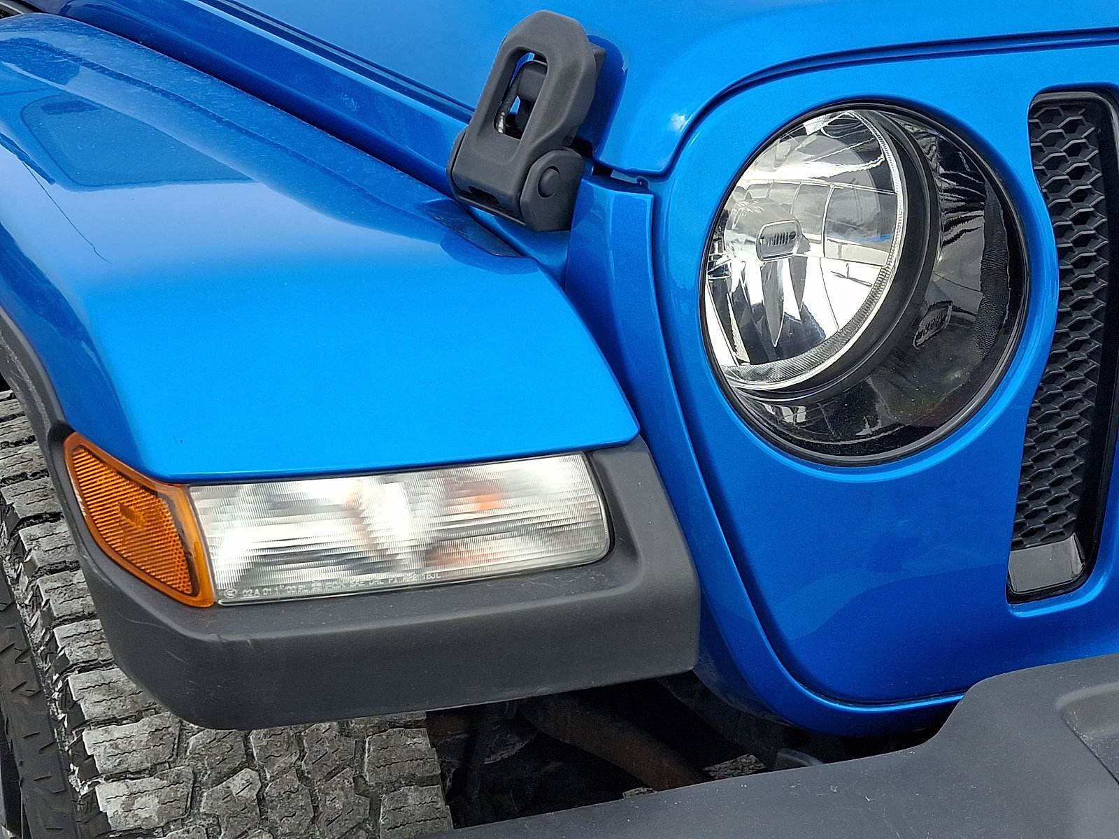 Used 2021 Jeep Wrangler Unlimited Sahara image 9