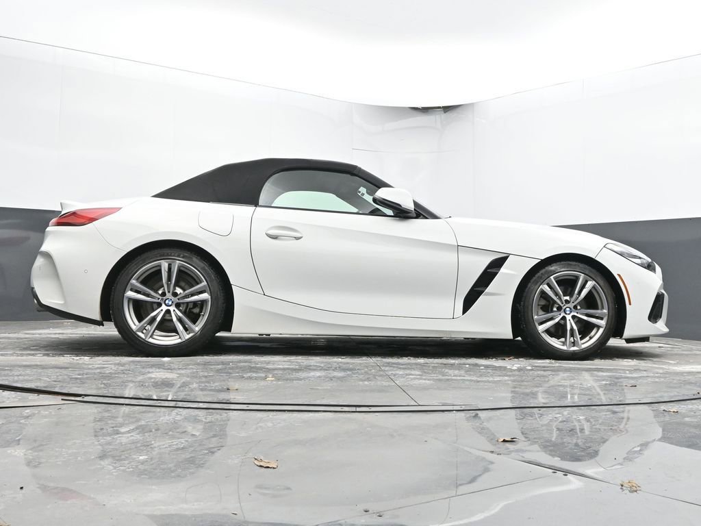 Used 2025 BMW Z4 sDrive30i image 43