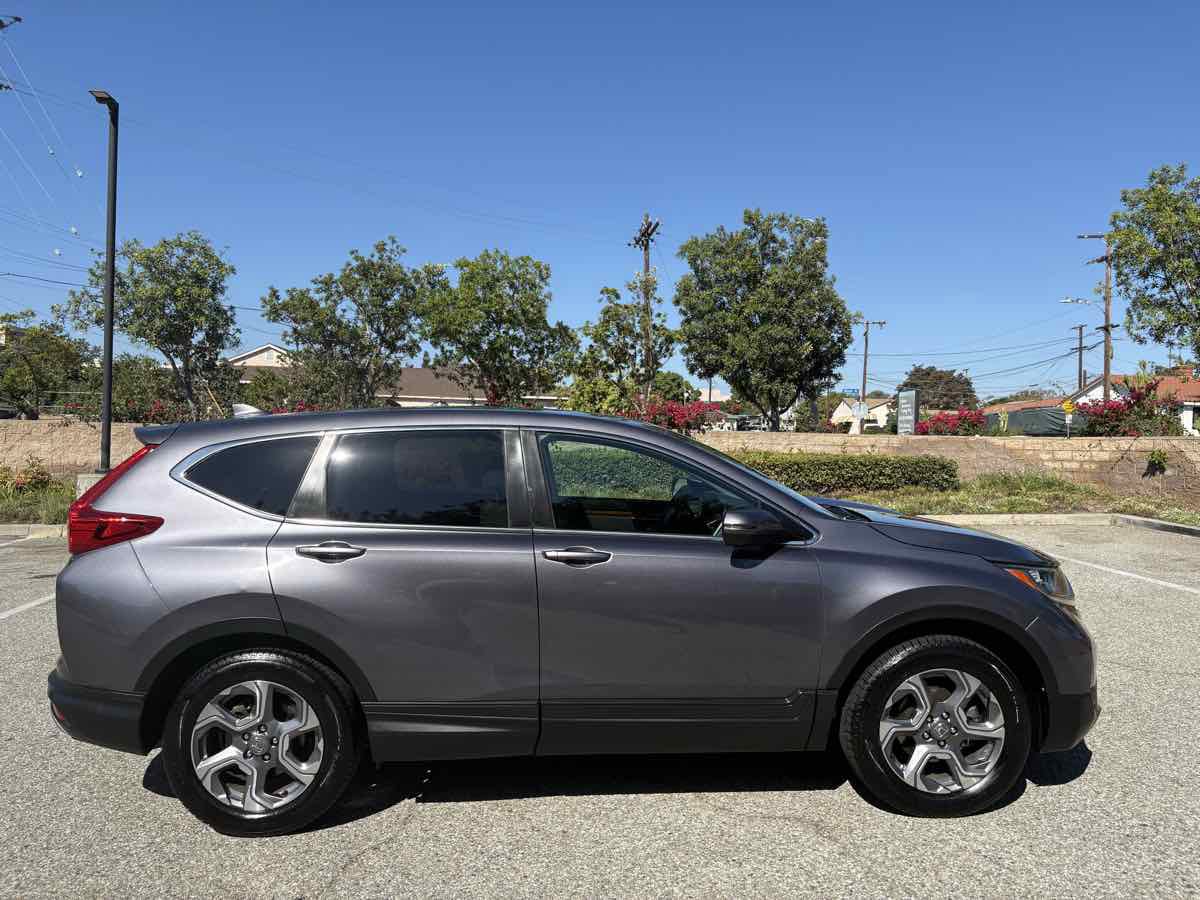 Used 2017 Honda CR-V EX image 38