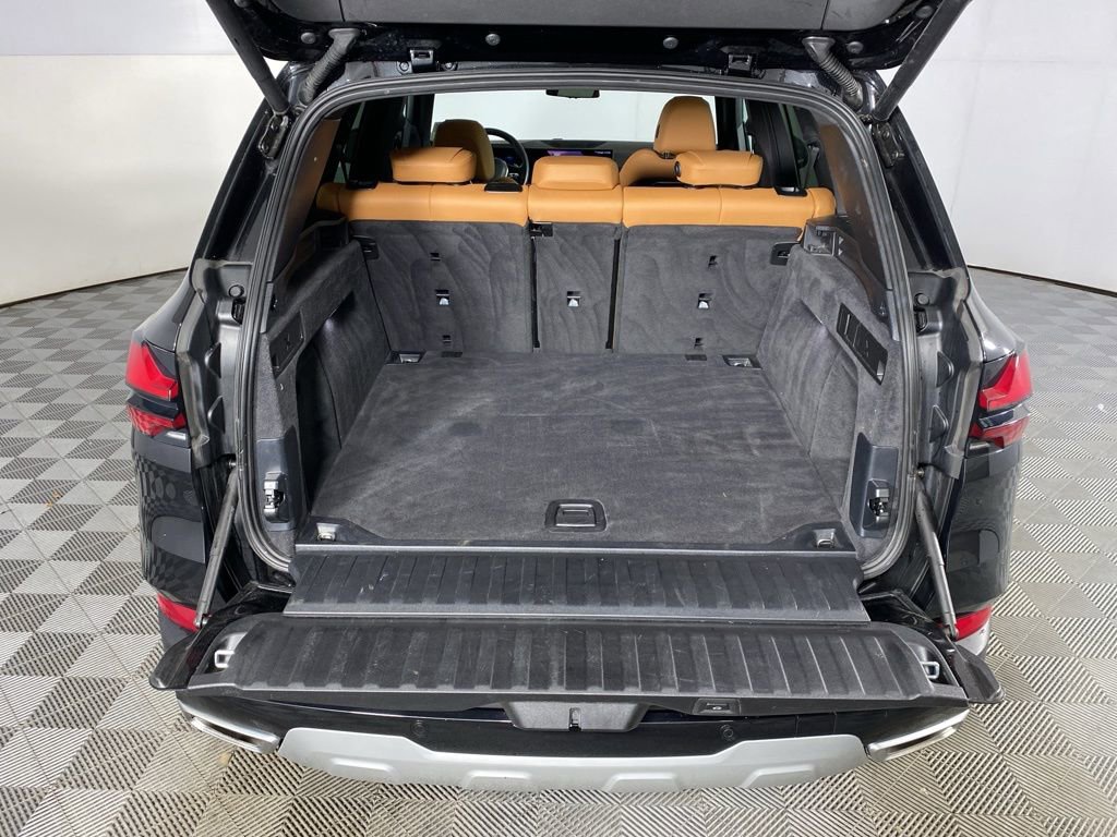 Certified 2024 BMW X5 xDrive40i w/ Parking Assistance Package image 29