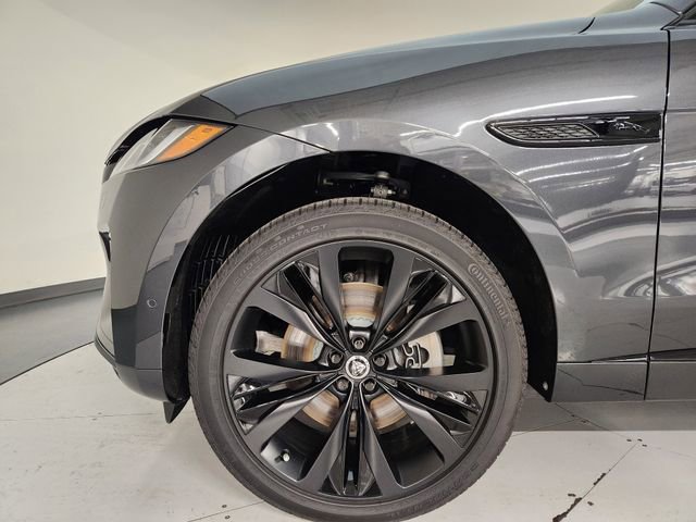 New 2026 Jaguar F-PACE R-Dynamic S image 11