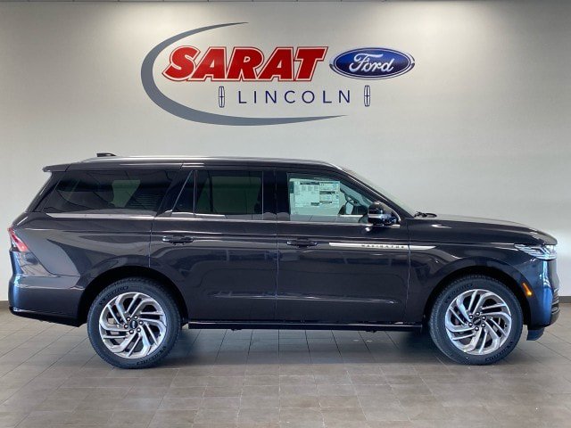 New 2027 Lincoln Navigator Reserve AWD/4WD image 1
