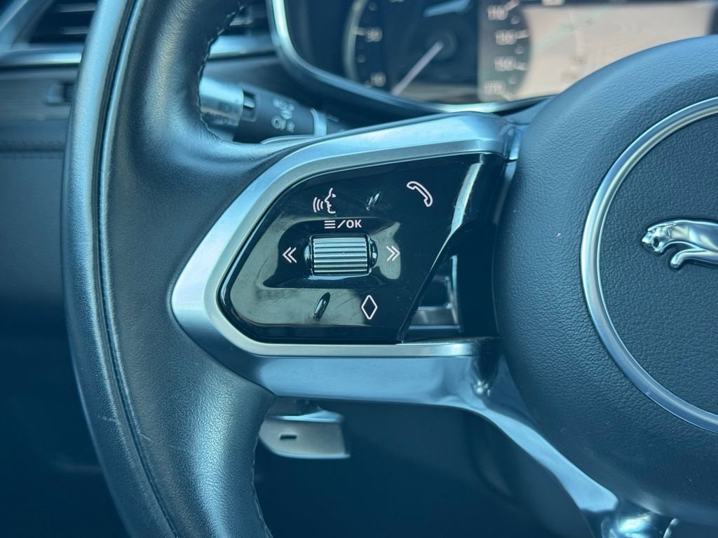 Used 2022 Jaguar F-PACE S image 25