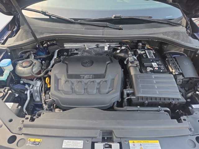 Used 2023 Volkswagen Tiguan SE FWD image 33