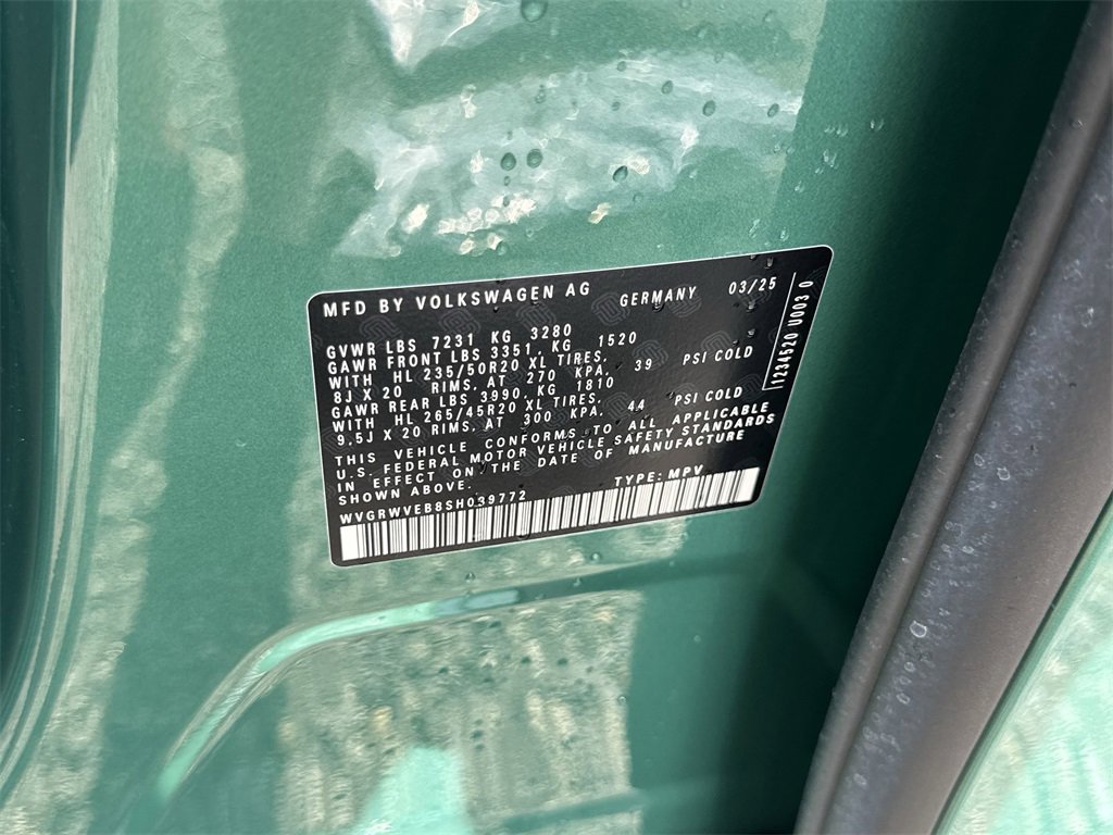 New 2025 Volkswagen ID. Buzz Pro S Plus image 34