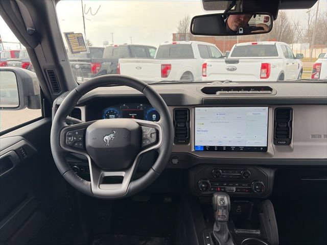 New 2026 Ford Bronco Outer Banks w/ Sasquatch Package image 14