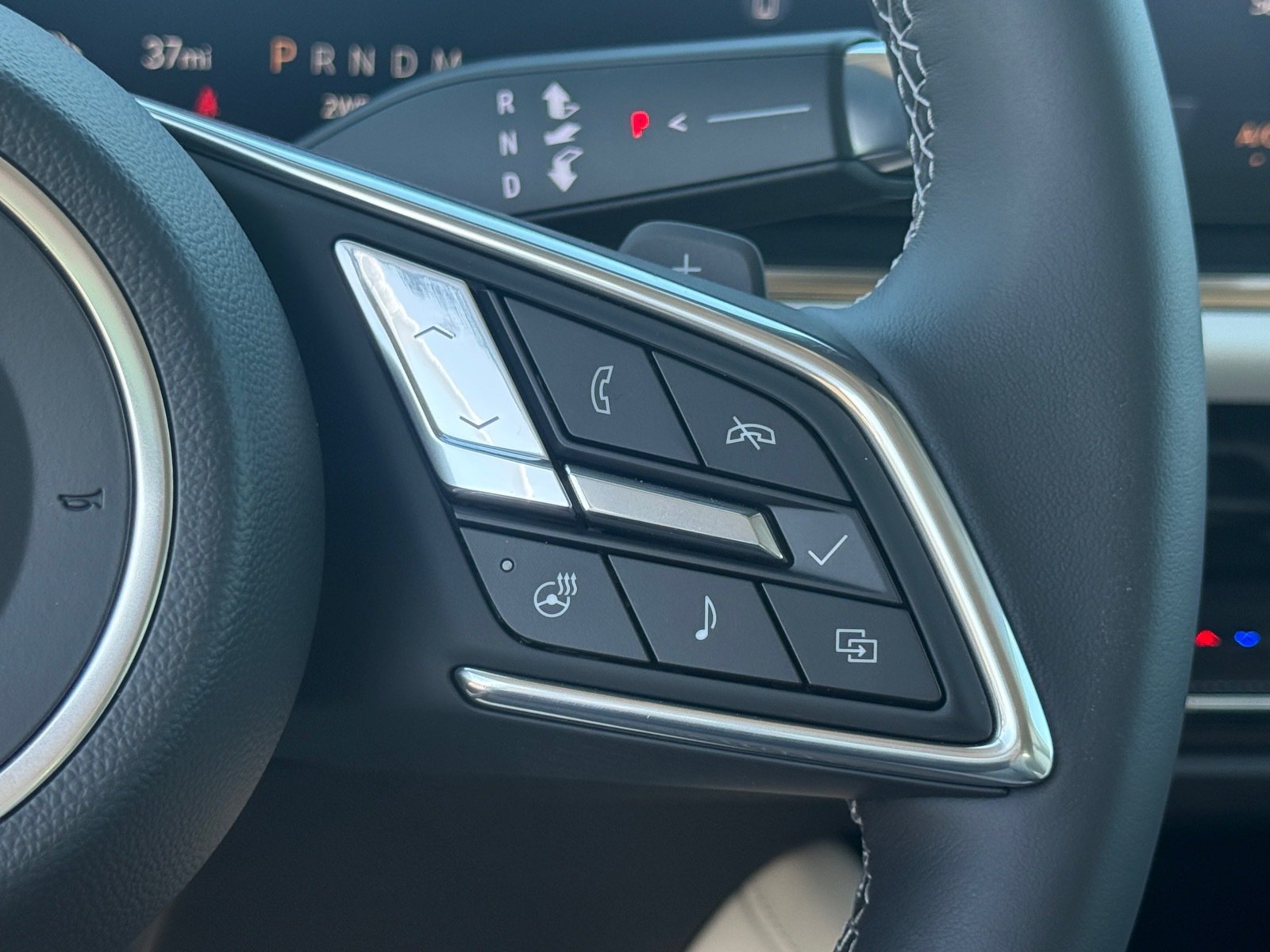 Used 2025 Buick Envision Avenir AWD/4WD image 15