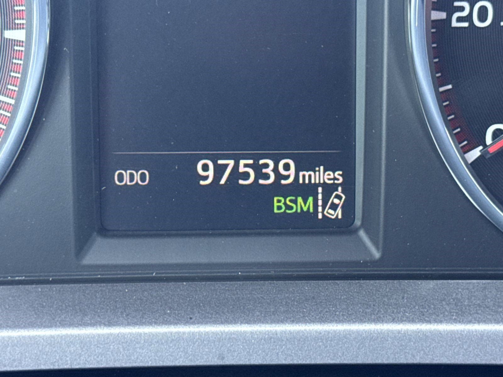 Used 2018 Toyota RAV4 SE w/ Power Extra Value Package image 16