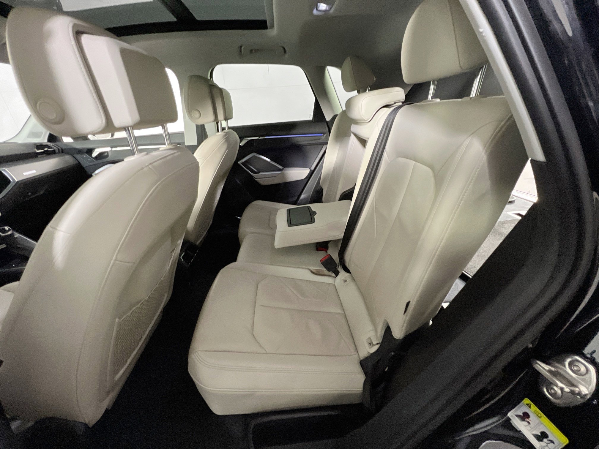 Used 2020 Audi Q3 2.0T Prestige image 26