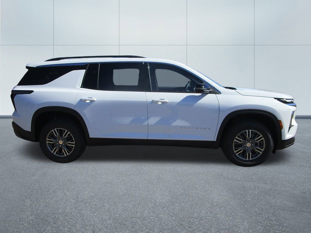 New 2026 Chevrolet Traverse LT w/ Driver Confidence Package image 6