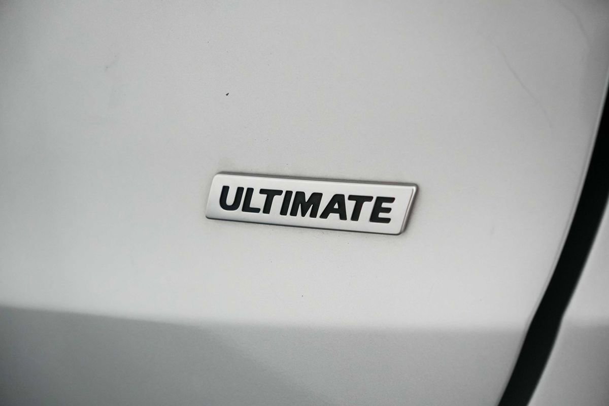 Used 2018 Hyundai Santa Fe FWD image 11