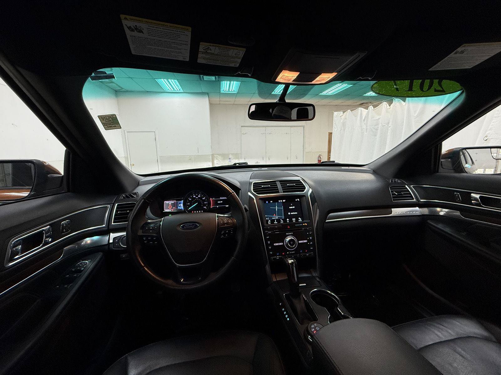 Used 2017 Ford Explorer Limited AWD/4WD image 20