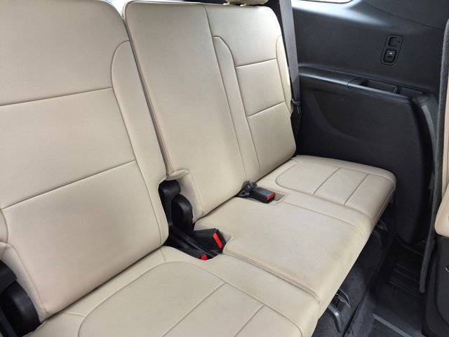 Used 2022 Chevrolet Traverse LT w/ LPO, Floor Liner Package AWD/4WD image 21