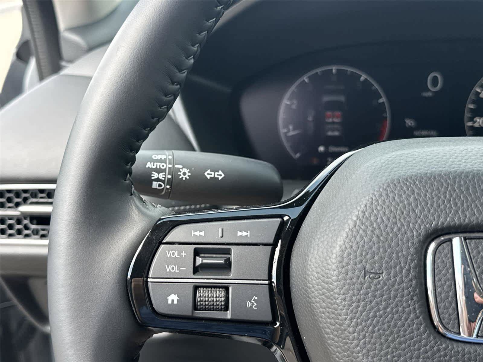 Used 2027 Honda HR-V EX-L image 20