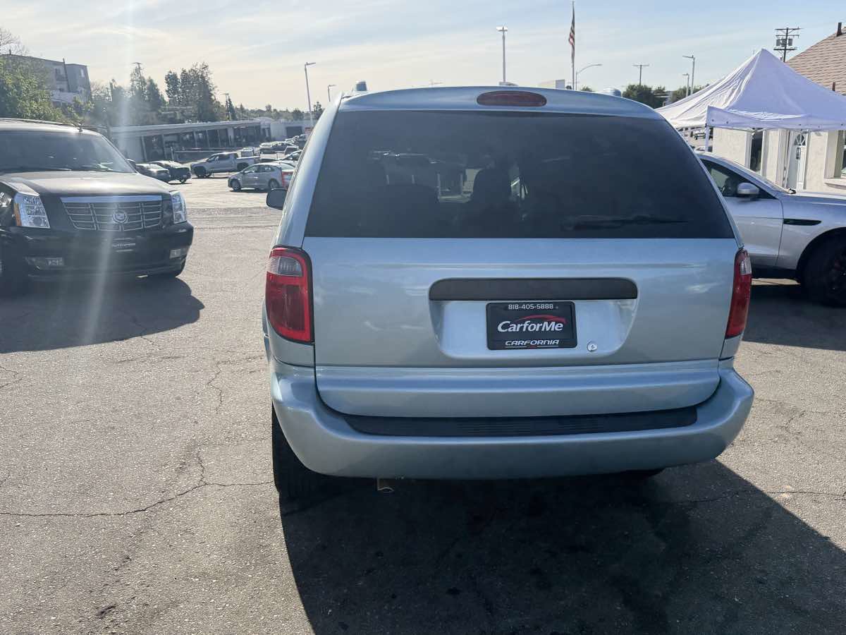 Used 2005 Dodge Grand Caravan SE w/ Popular Equipment Group I image 5
