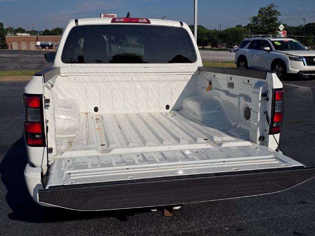 Used 2025 Nissan Frontier SV AWD/4WD image 15