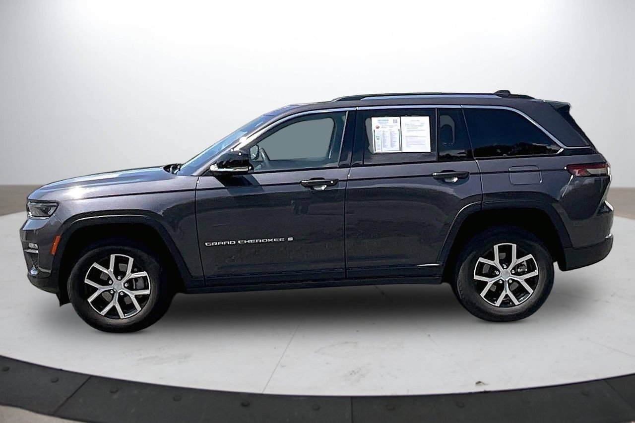 Certified 2023 Jeep Grand Cherokee Limited AWD/4WD image 5