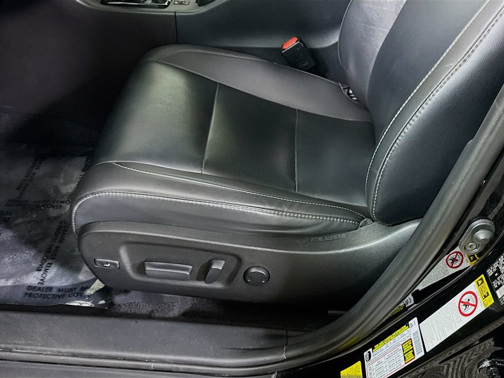 Certified 2019 Toyota Highlander XLE AWD/4WD image 26