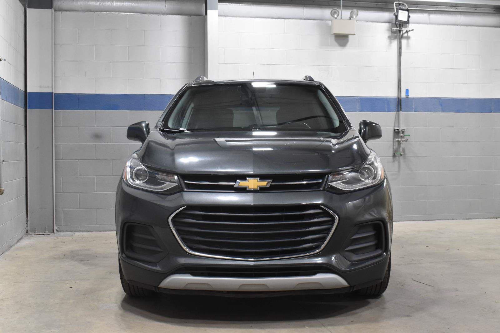 Used 2020 Chevrolet Trax LT FWD image 30