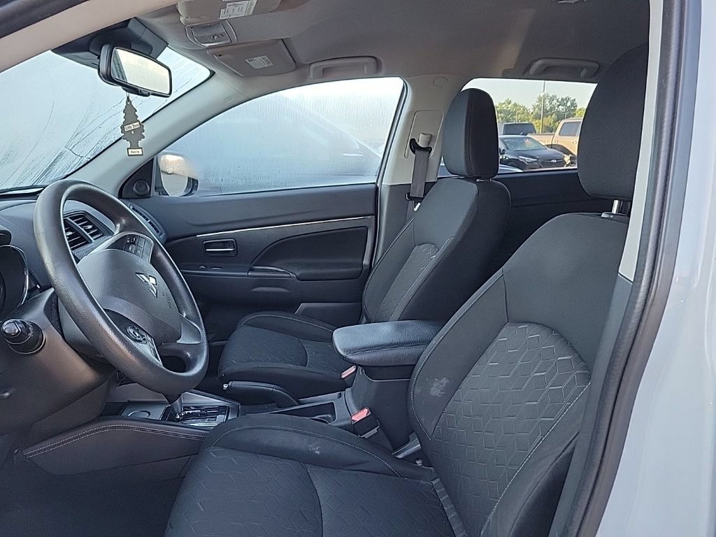 Used 2022 Mitsubishi Outlander Sport FWD image 6