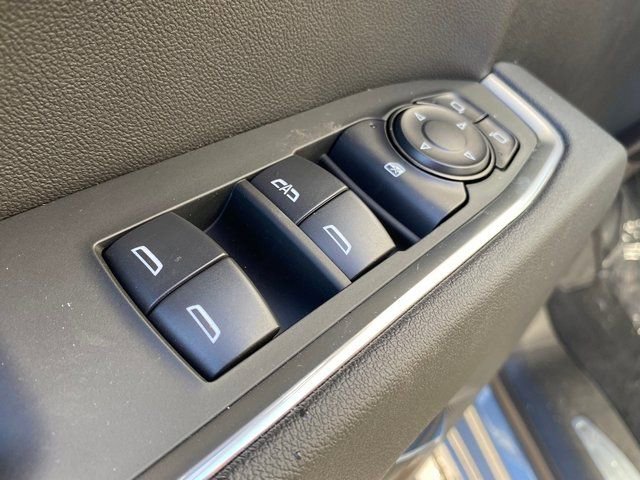 New 2026 GMC Sierra 1500 SLE image 16