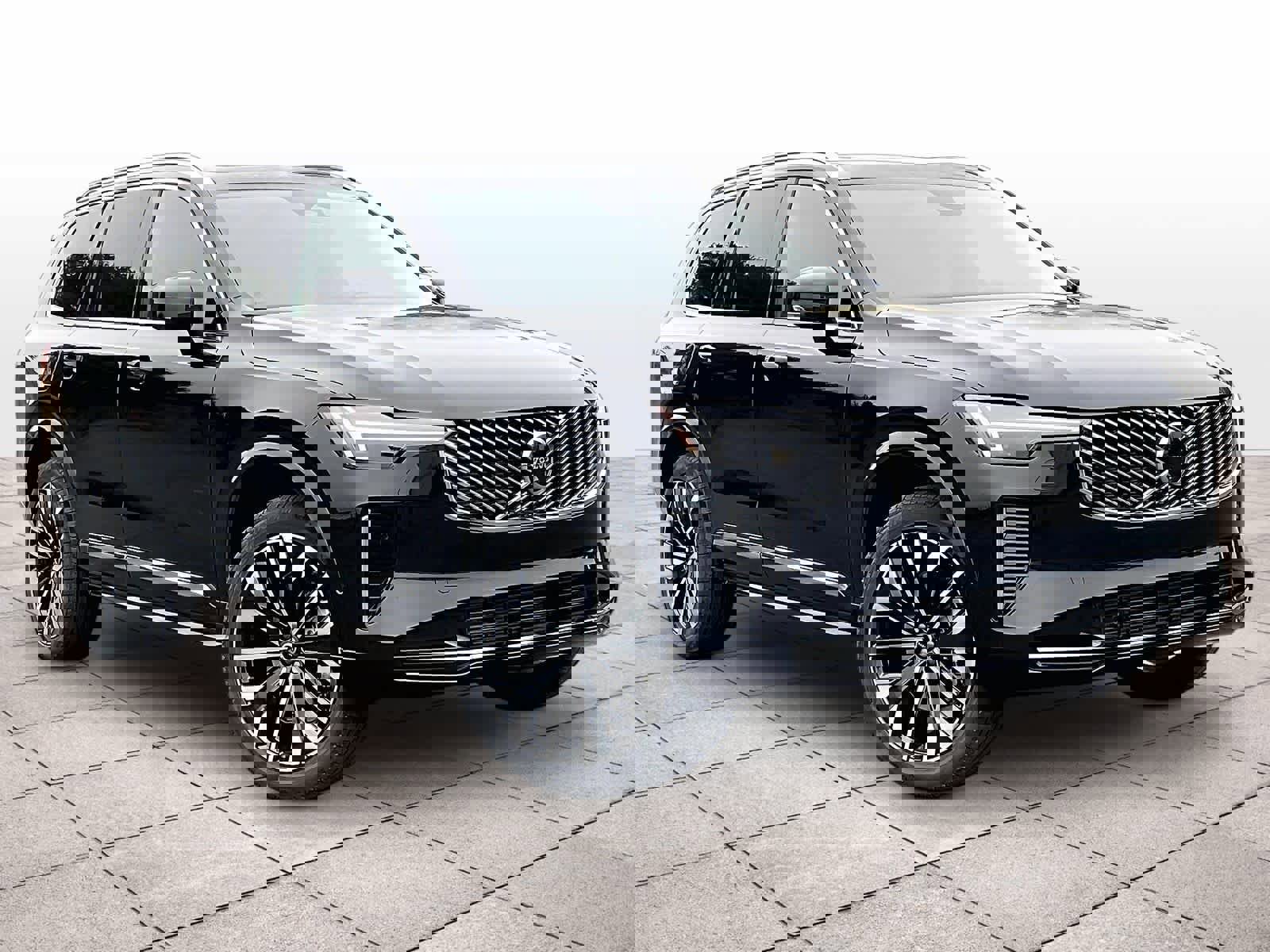 New 2026 Volvo XC90 B5 Plus w/ Protection Package AWD/4WD image 2