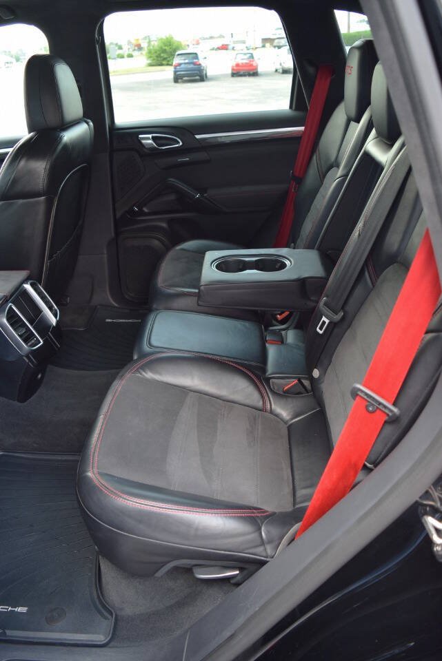Used 2017 Porsche Cayenne GTS AWD/4WD image 61