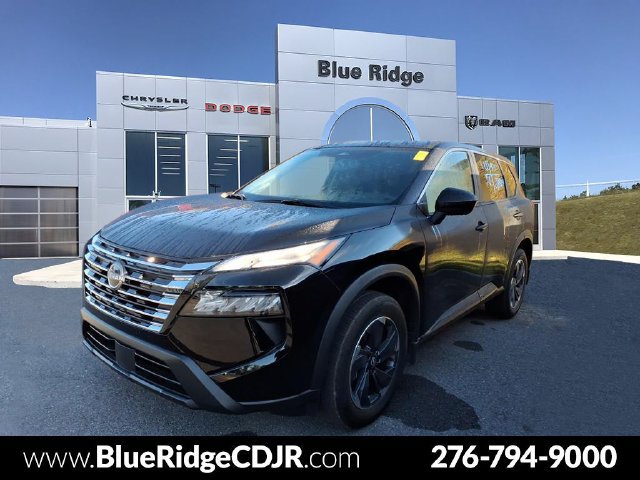 Used 2025 Nissan Rogue SV