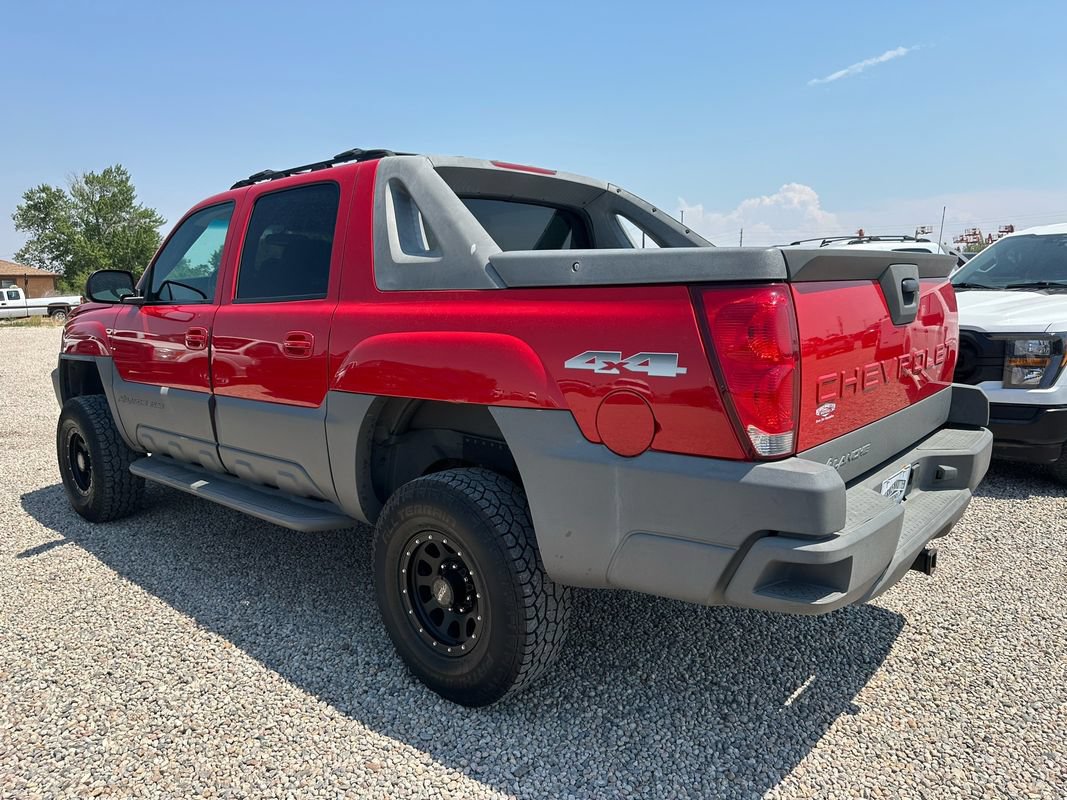 Used 2002 Chevrolet Avalanche 2500 w/ Convenience Pkg AWD/4WD image 7