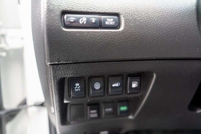 Used 2020 Nissan Rogue SV AWD/4WD image 21