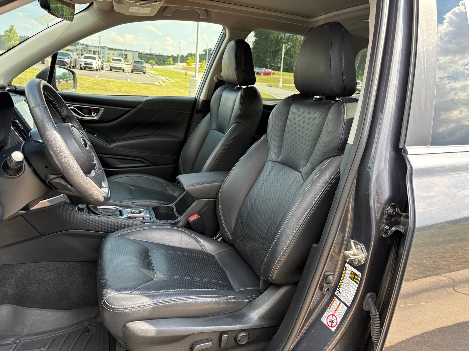 Used 2020 Subaru Forester Limited w/ Popular Package #3 AWD/4WD image 28