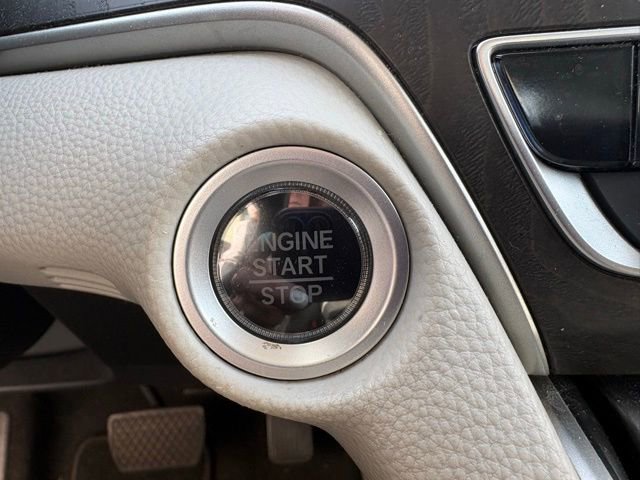 Used 2018 Honda Accord Touring image 13