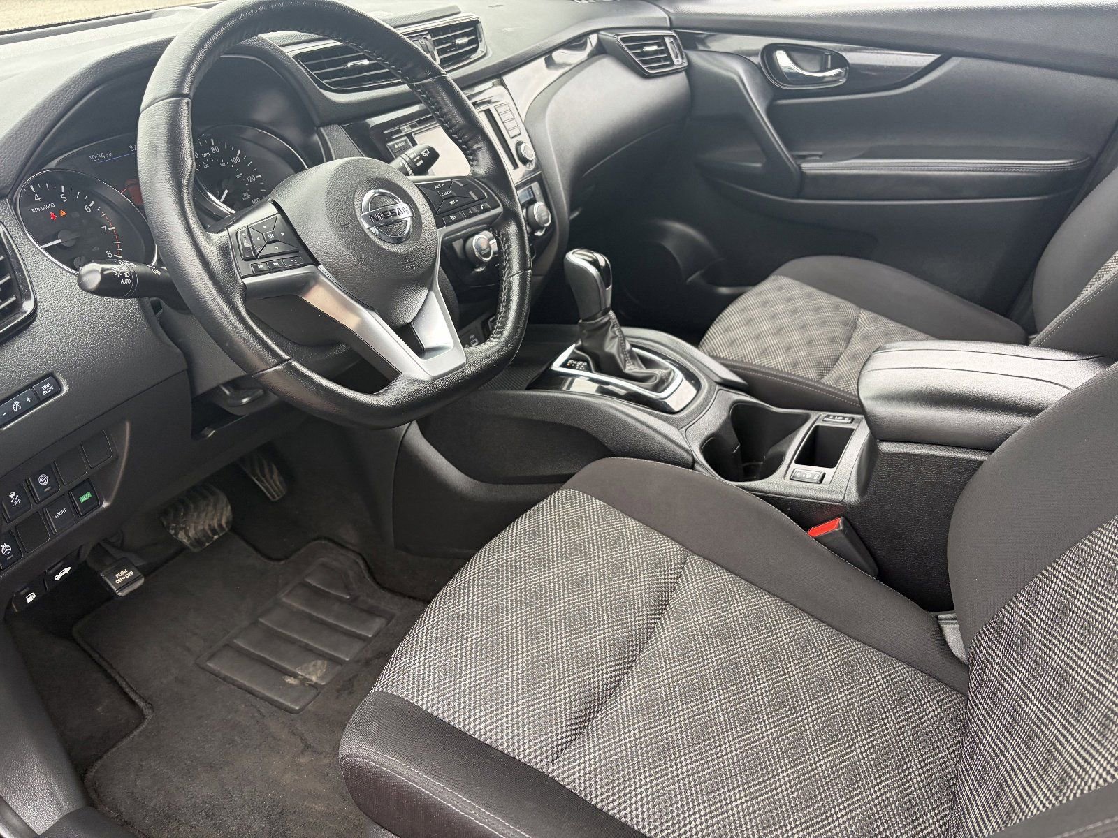 Certified 2021 Nissan Rogue Sport SV FWD image 19