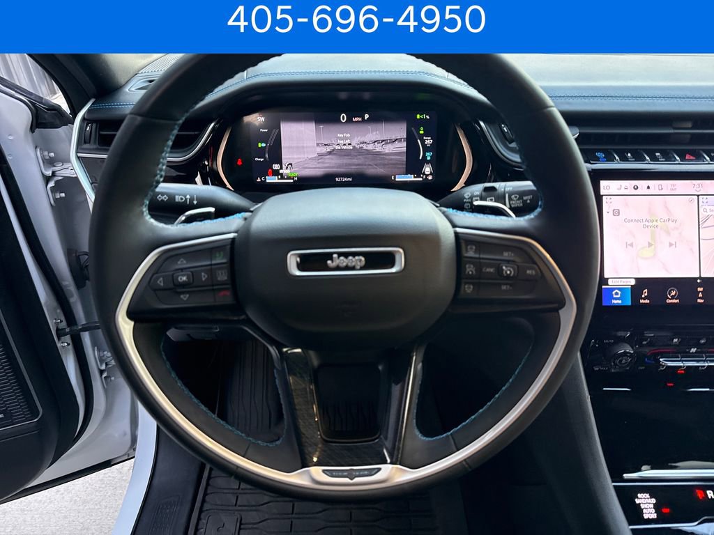 Used 2022 Jeep Grand Cherokee Trailhawk w/ Advanced Protech Group II AWD/4WD image 16