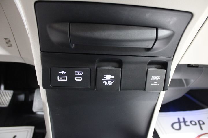 Used 2025 Honda Odyssey Elite image 55