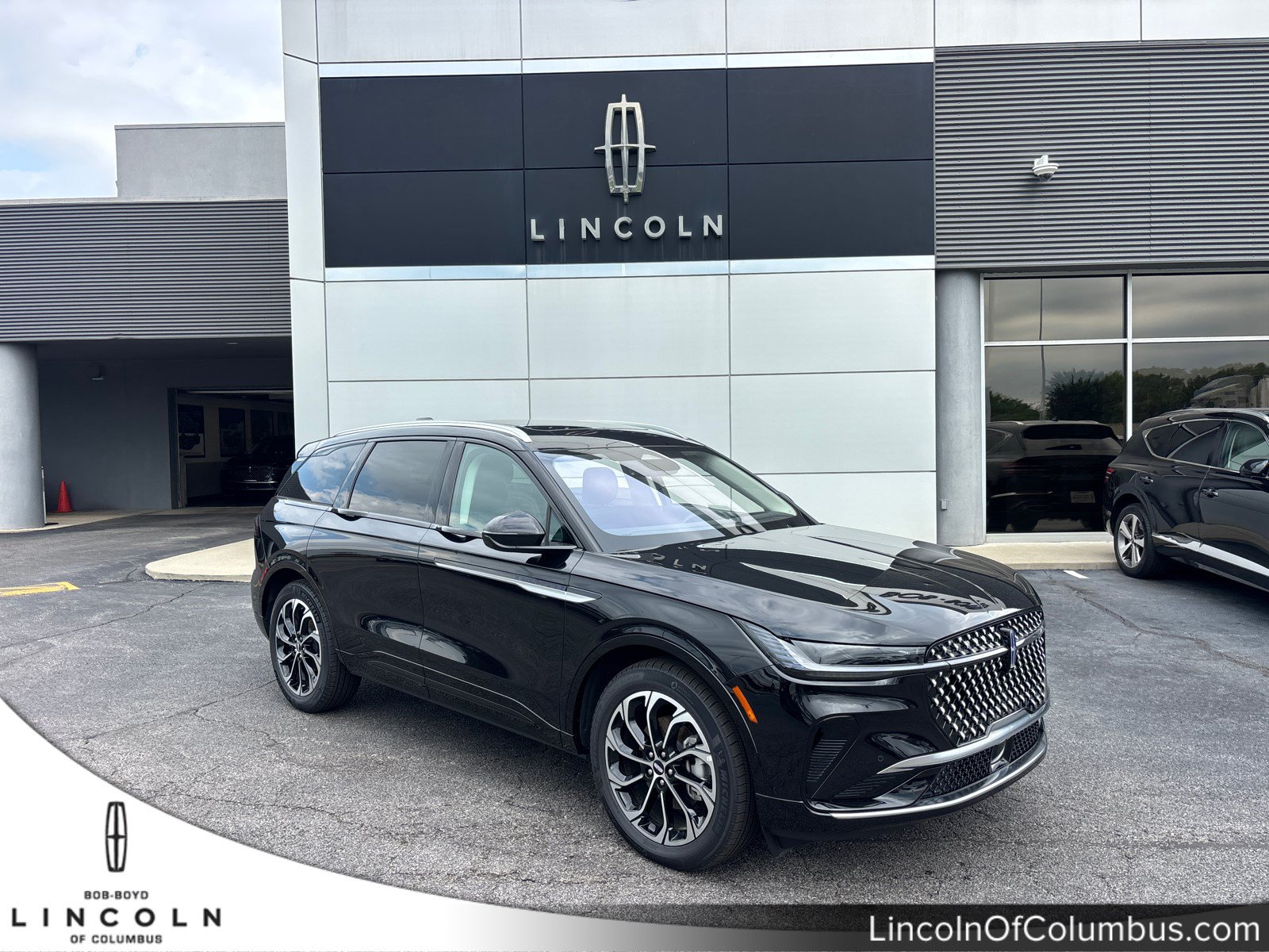 New 2026 Lincoln Nautilus Reserve AWD/4WD image 1