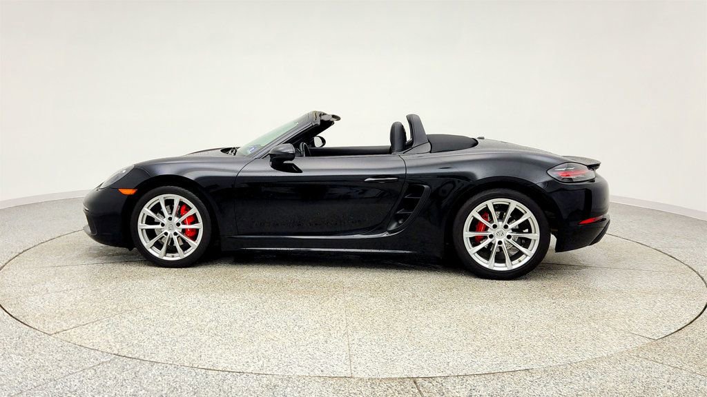 Used 2018 Porsche 718 Boxster S RWD image 8