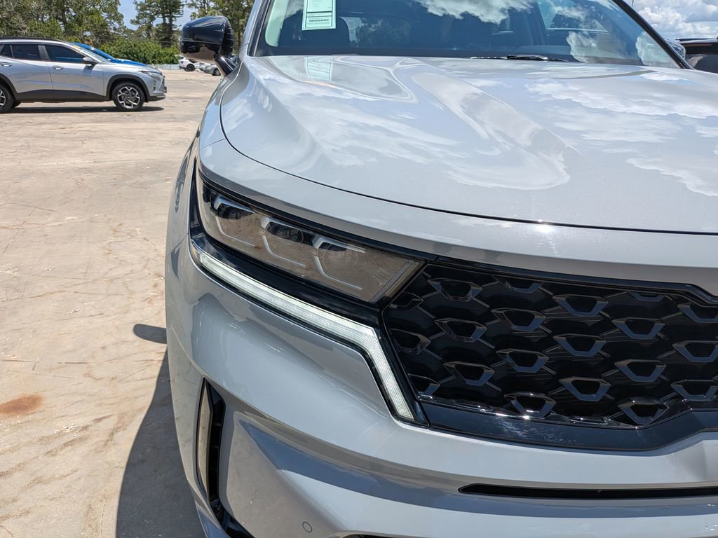 Certified 2023 Kia Sorento SX AWD/4WD image 10