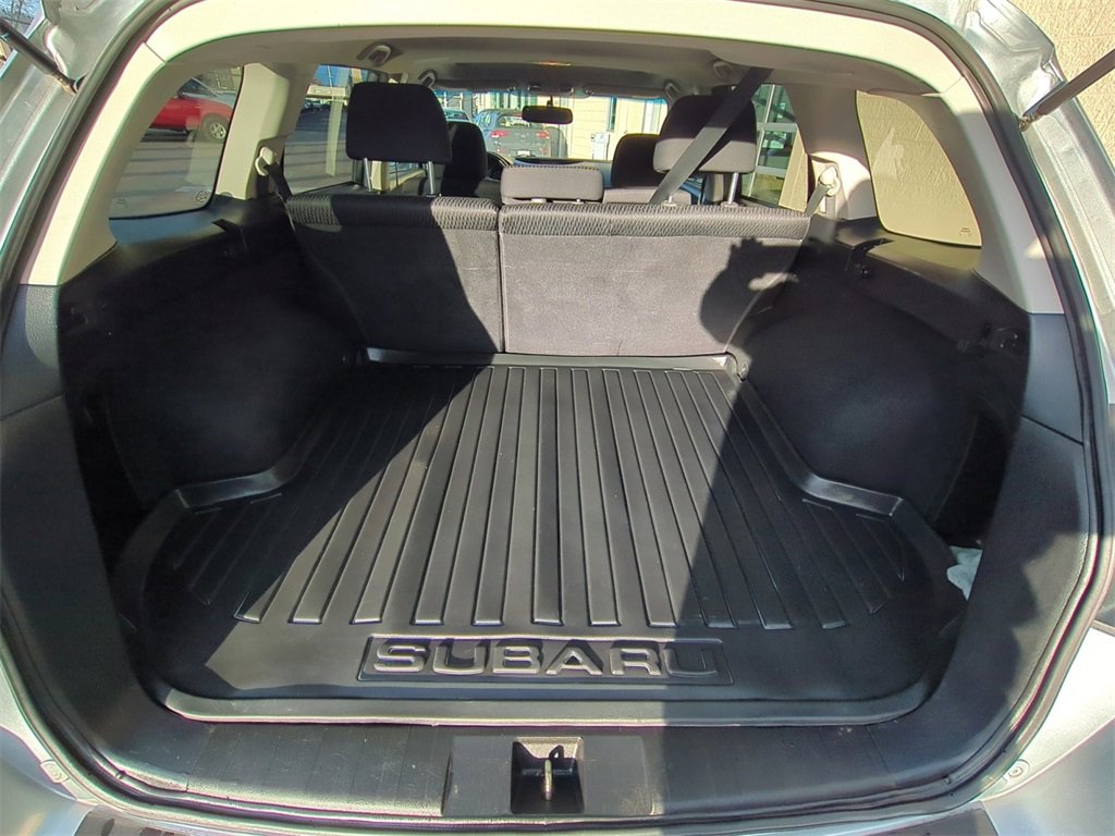 Used 2012 Subaru Outback 2.5i Premium image 16