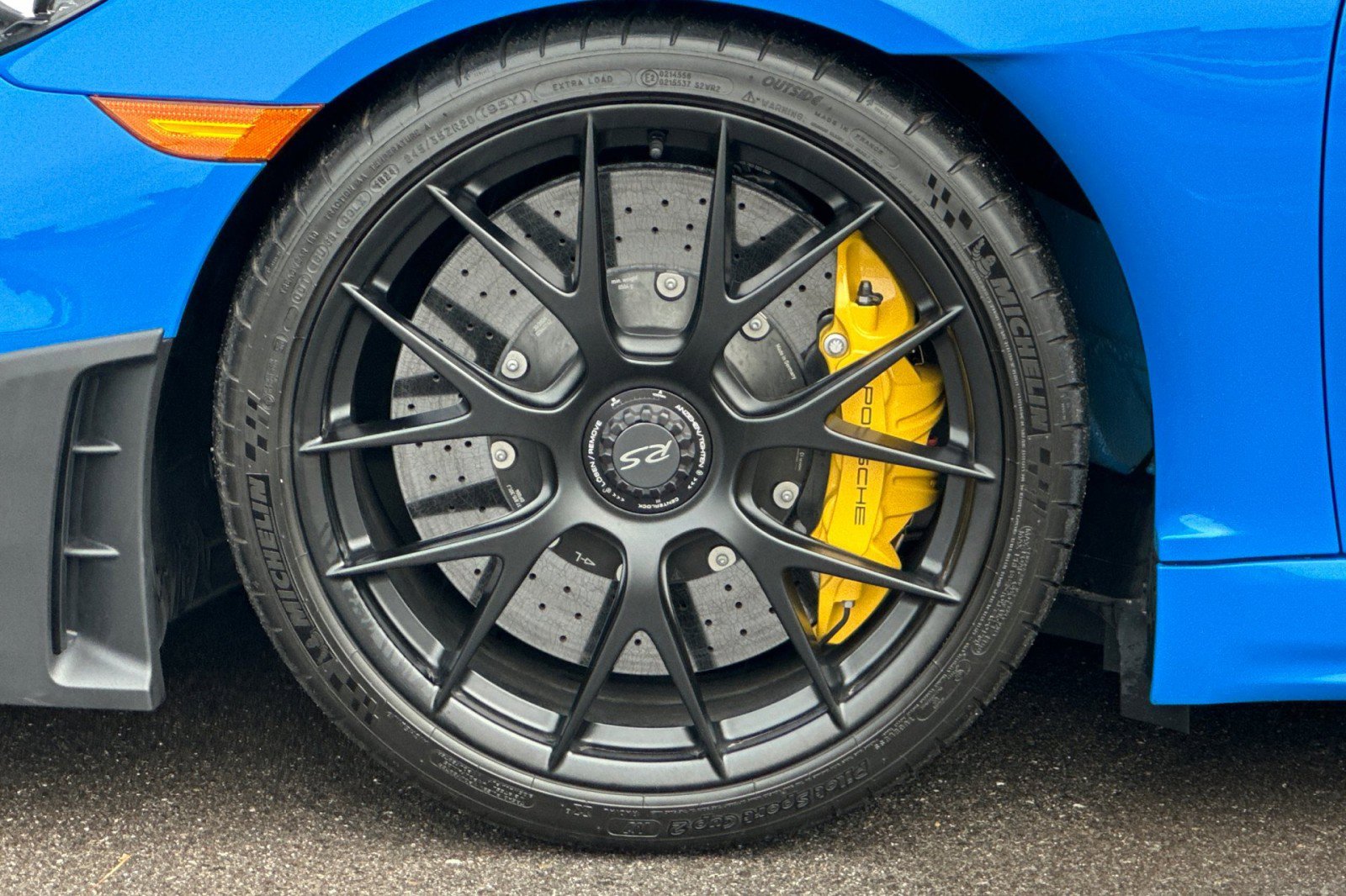 Used 2024 Porsche 718 Cayman GT4 RS image 24