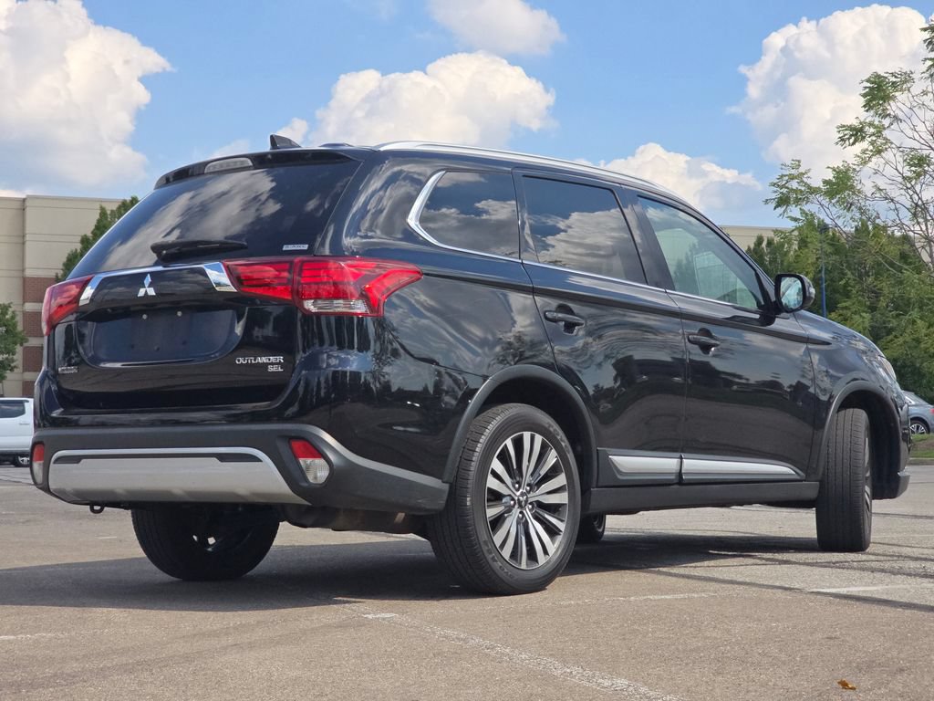 Used 2019 Mitsubishi Outlander AWD image 13