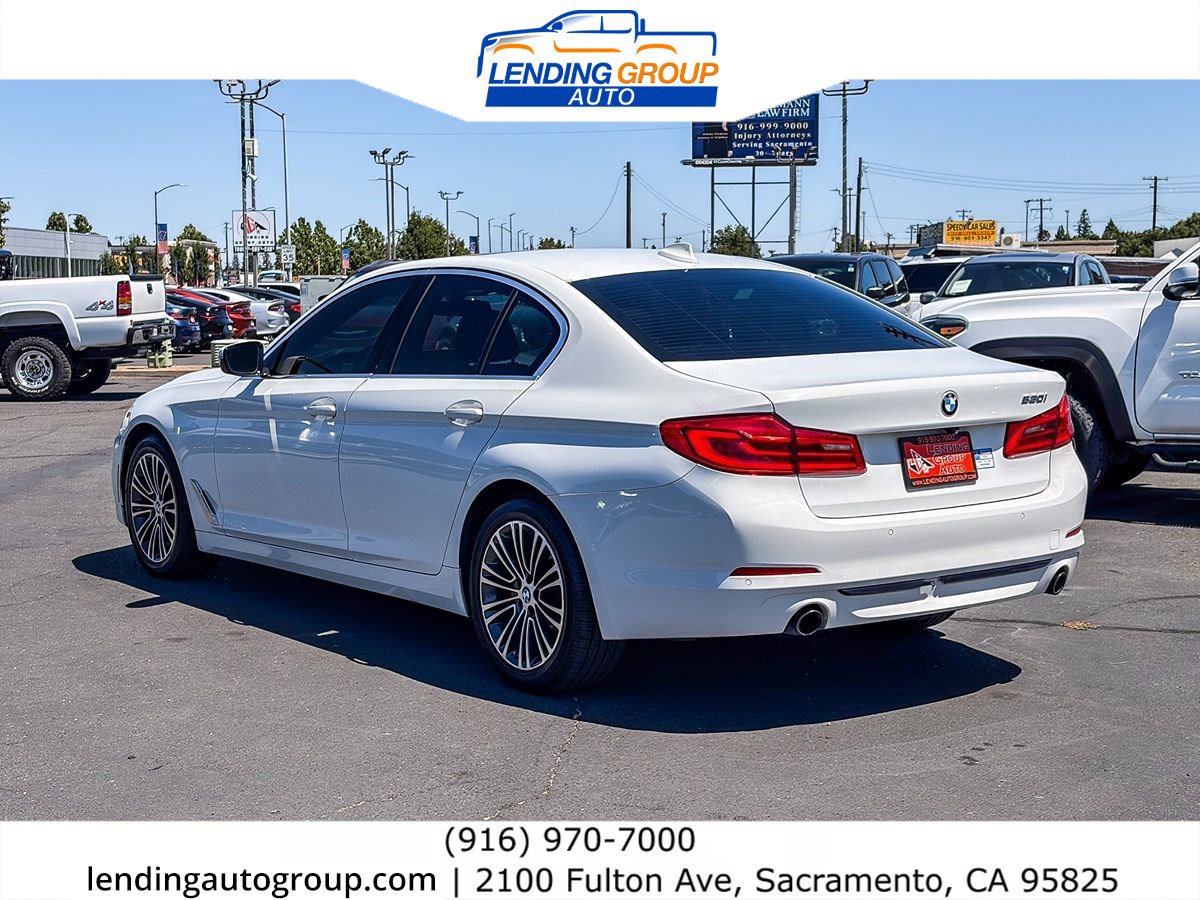 Used 2019 BMW 530i w/ Convenience Package RWD image 2