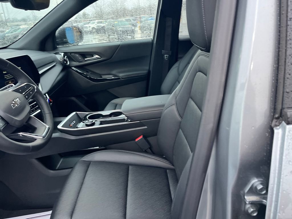 New 2026 Chevrolet Equinox LT image 18