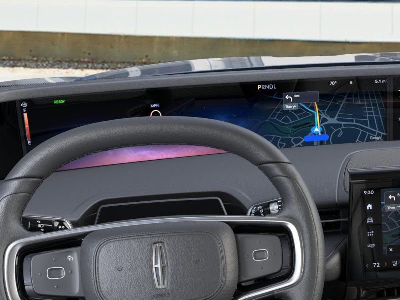 New 2026 Lincoln Nautilus Premier AWD/4WD image 13