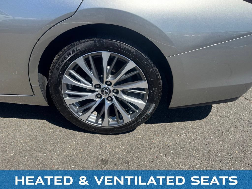 Used 2020 Lexus ES 350 w/ Premium Package FWD image 14