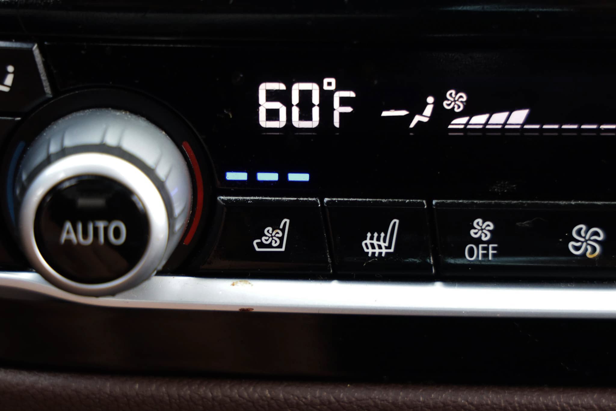 Used 2022 BMW 540i w/ M Sport Package RWD image 39